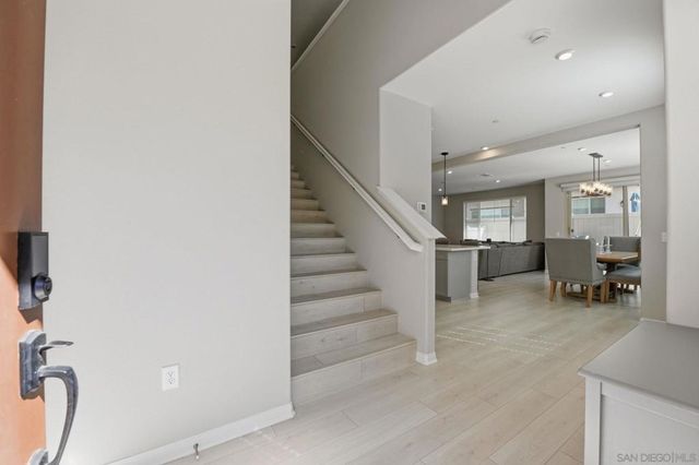 1700 Valley Oak Way, Oceanside, CA 92056
