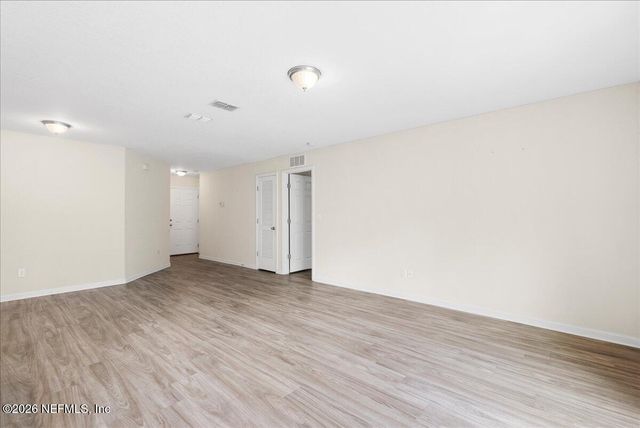475 COLE Road W, Jacksonville, FL 32218