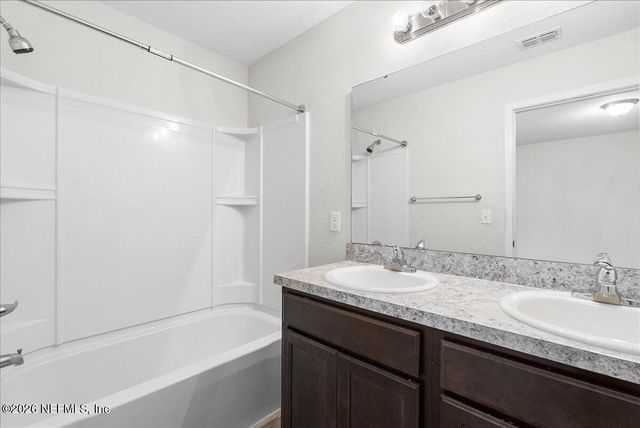 475 COLE Road W, Jacksonville, FL 32218