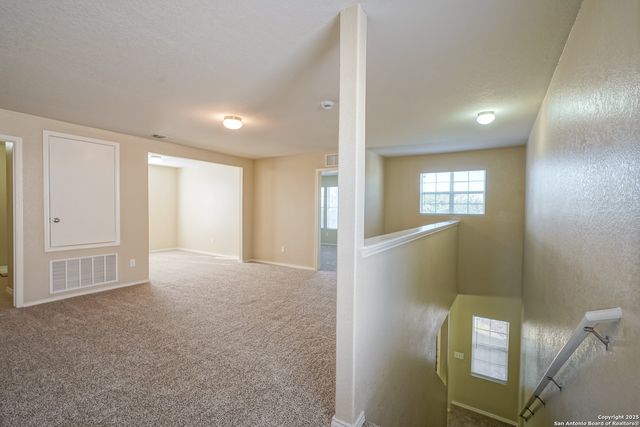 438 Walnut Crest, Selma, TX 78154