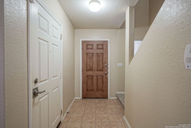 438 Walnut Crest, Selma, TX 78154