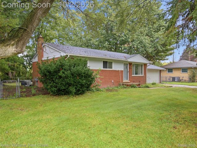 50136 North Avenue, Macomb Township, MI 48042
