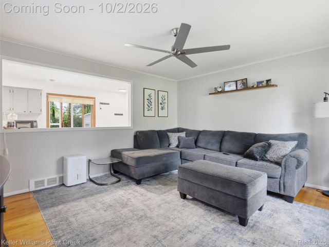 50136 North Avenue, Macomb Township, MI 48042