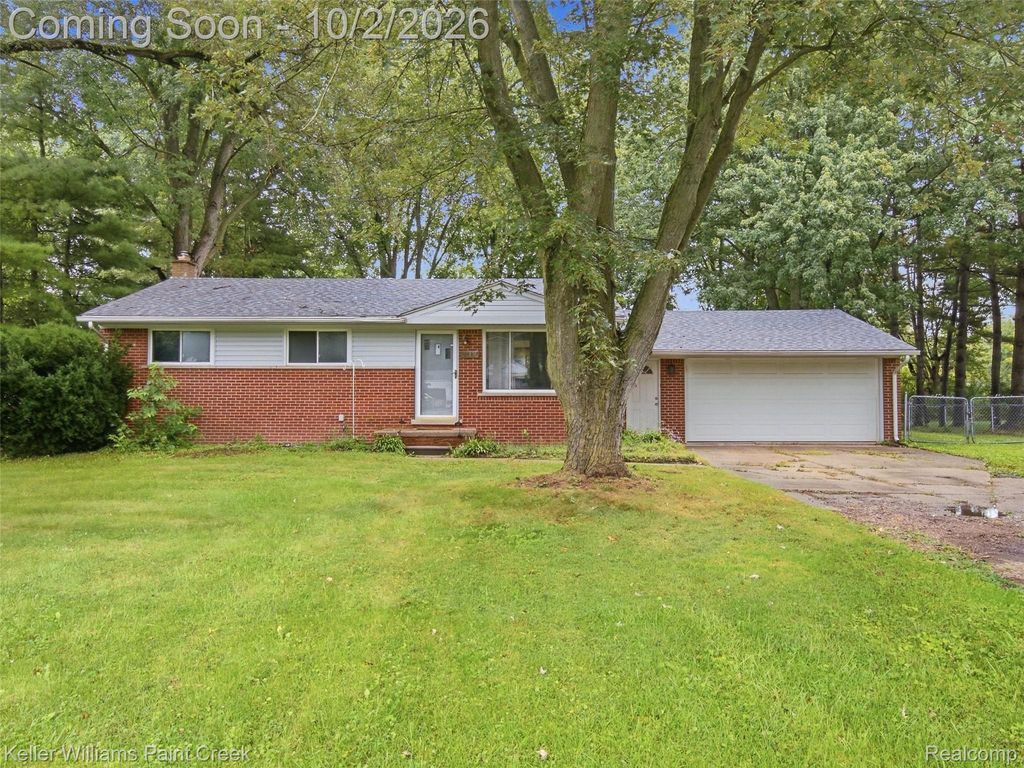 50136 North Avenue, Macomb Township, MI 48042