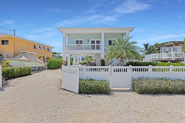 162 Marina Avenue, Key Largo, FL 33037