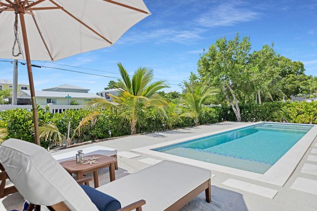 162 Marina Avenue, Key Largo, FL 33037