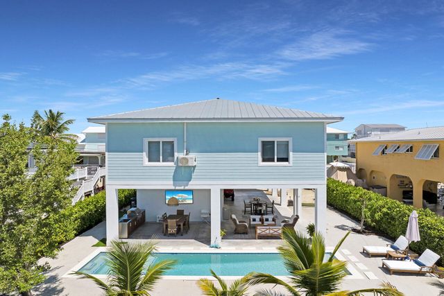 162 Marina Avenue, Key Largo, FL 33037