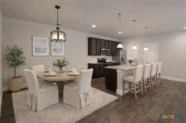 737 Milestone Park 22A, New Braunfels, TX 78130