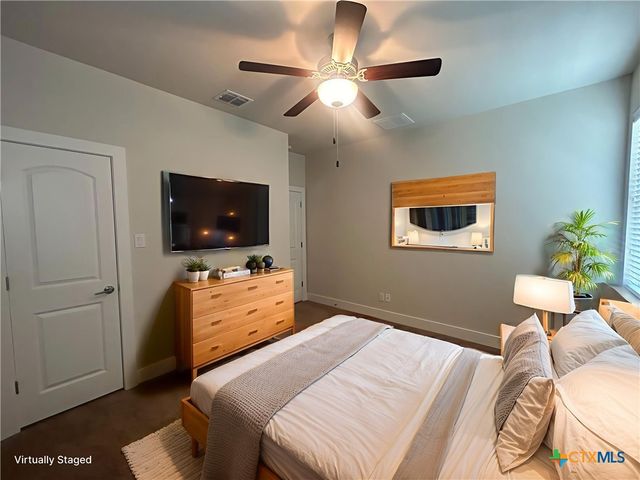 737 Milestone Park 22A, New Braunfels, TX 78130