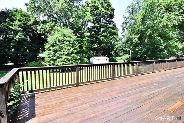 1 Romindon Court, Norwalk, CT 06851