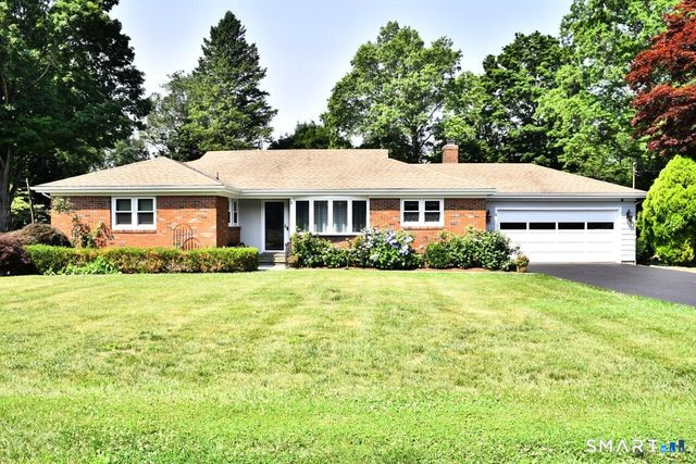 1 Romindon Court, Norwalk, CT 06851