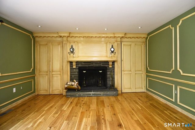 1 Romindon Court, Norwalk, CT 06851