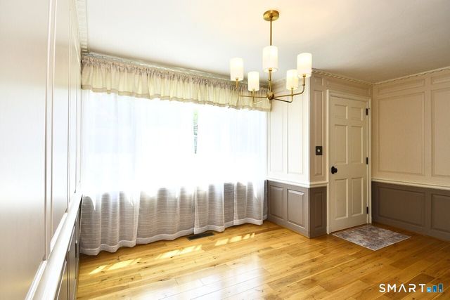 1 Romindon Court, Norwalk, CT 06851