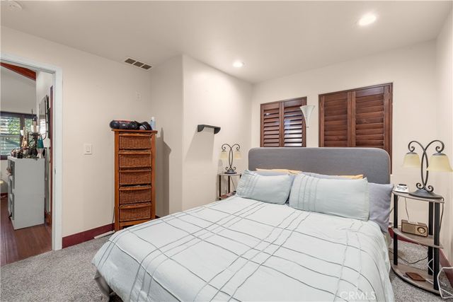 373 Redwood Lane, Crestline, CA 92325