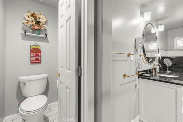 373 Redwood Lane, Crestline, CA 92325