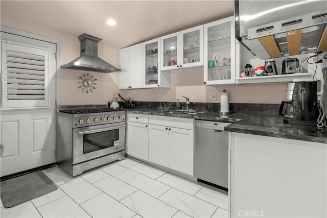 373 Redwood Lane, Crestline, CA 92325