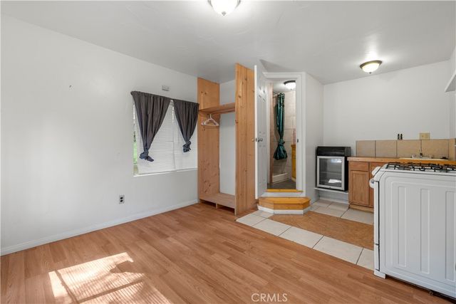 373 Redwood Lane, Crestline, CA 92325