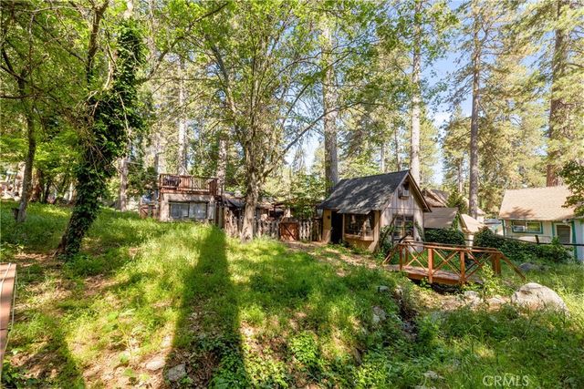 373 Redwood Lane, Crestline, CA 92325
