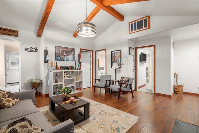 373 Redwood Lane, Crestline, CA 92325