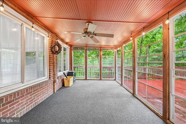 3201 CIRCLE HILL RD, Alexandria, VA 22305