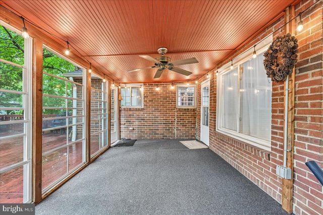 3201 CIRCLE HILL RD, Alexandria, VA 22305