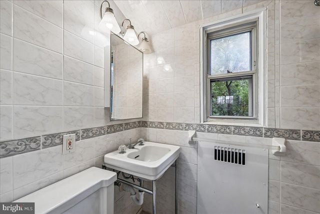 3201 CIRCLE HILL RD, Alexandria, VA 22305