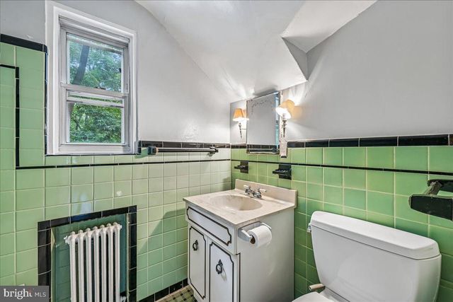 3201 CIRCLE HILL RD, Alexandria, VA 22305