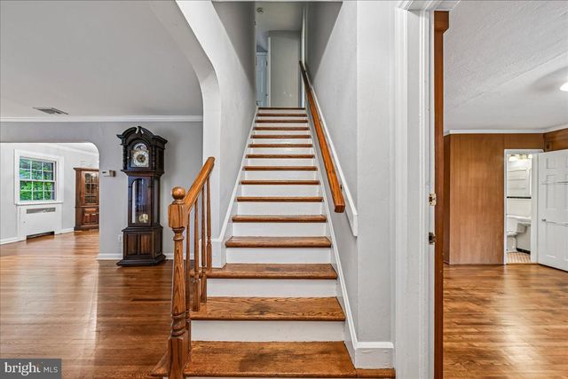 3201 CIRCLE HILL RD, Alexandria, VA 22305