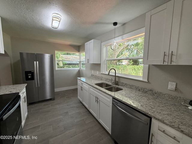 2535 ROGERO Road, Jacksonville, FL 32211