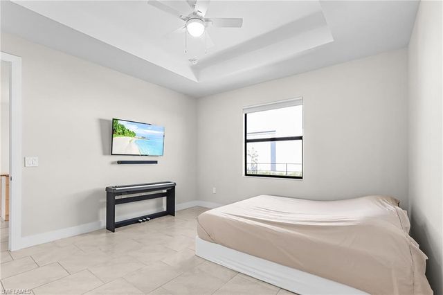 2101 NE 36th TER, Cape Coral, FL 33909