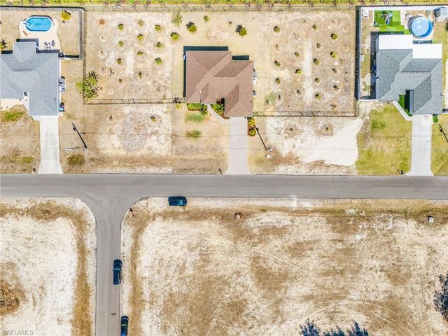 2101 NE 36th TER, Cape Coral, FL 33909