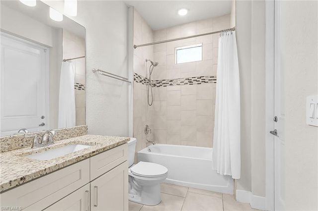 2101 NE 36th TER, Cape Coral, FL 33909