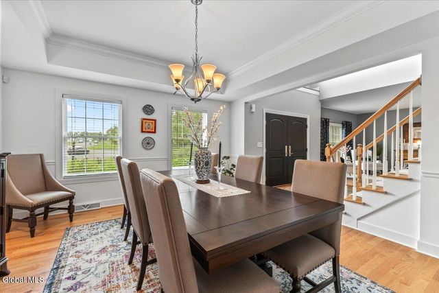 76 Tamarack Lane, Colonie, NY 12309