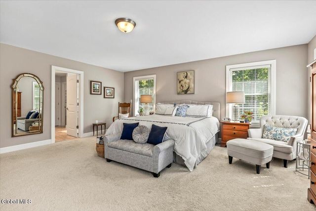 76 Tamarack Lane, Colonie, NY 12309