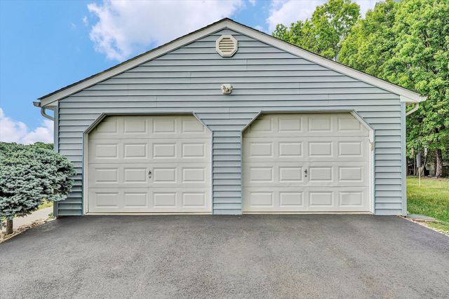 1530 Graybill RD, Roanoke, VA 24017