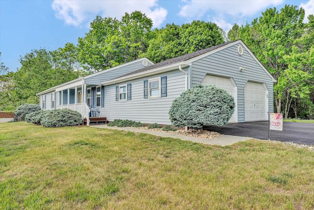 1530 Graybill RD, Roanoke, VA 24017