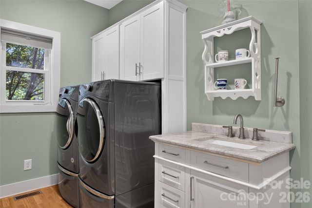 343 Garden Lane, Lake Lure, NC 28746