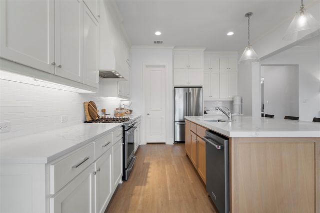 12014 Kenai Circle, Woodway, TX 76712