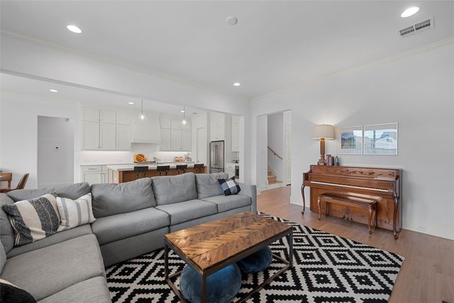 12014 Kenai Circle, Woodway, TX 76712