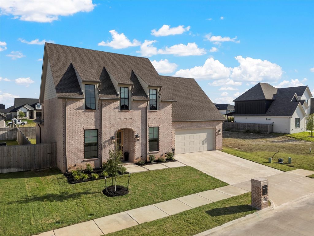 12014 Kenai Circle, Woodway, TX 76712