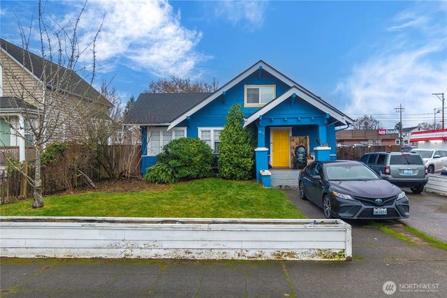 3812 S Thompson Avenue, Tacoma, WA 98418