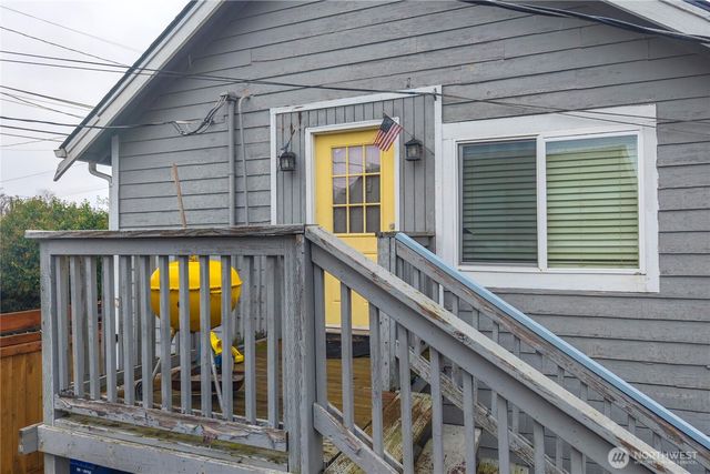 3812 S Thompson Avenue, Tacoma, WA 98418