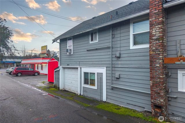 3812 S Thompson Avenue, Tacoma, WA 98418