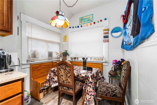 3812 S Thompson Avenue, Tacoma, WA 98418