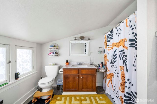 3812 S Thompson Avenue, Tacoma, WA 98418