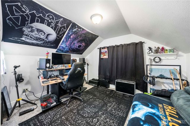 3812 S Thompson Avenue, Tacoma, WA 98418