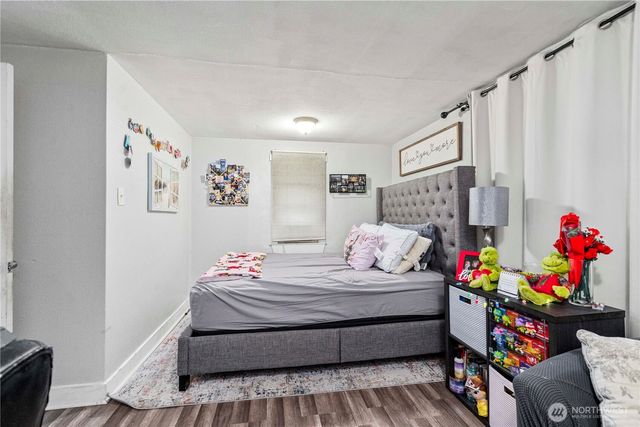 3812 S Thompson Avenue, Tacoma, WA 98418