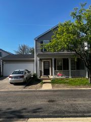 1730 Spring Mist Lane, Aurora, IL 60504