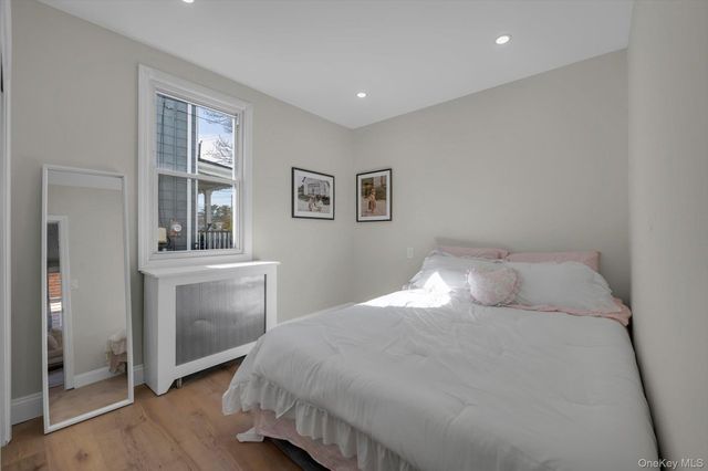 31 Walters Avenue, Syosset, NY 11791