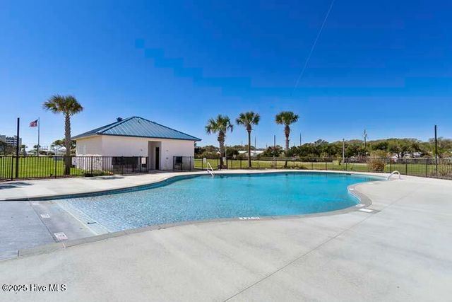 1550 Salter Path Road 102, Atlantic Beach, NC 28512